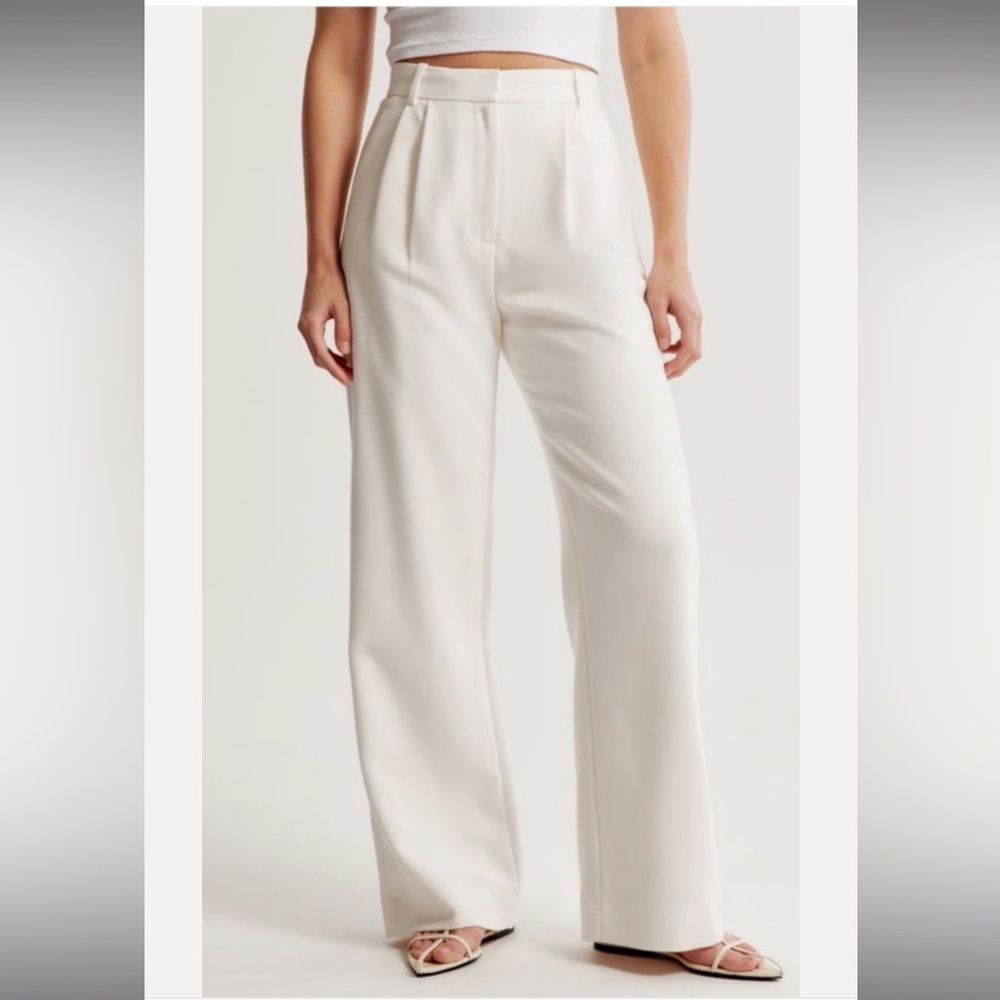 A&F wide leg white pants